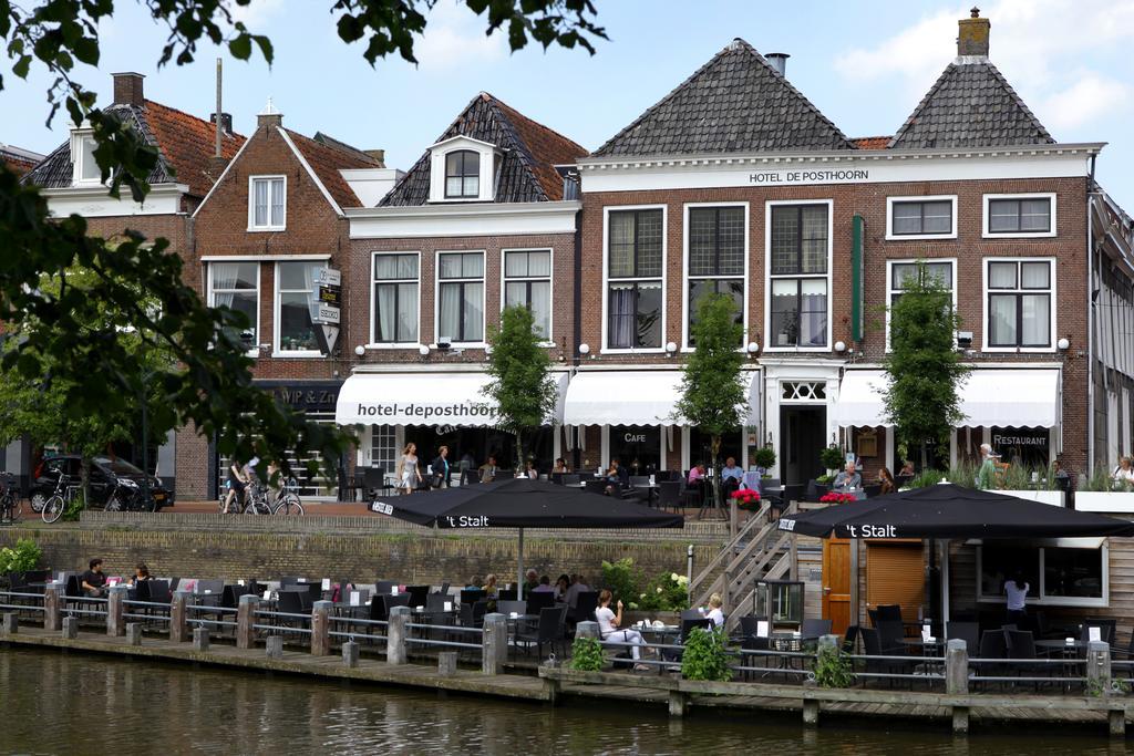 Hotel Cafe Restaurant De Posthoorn Dokkum Exterior photo